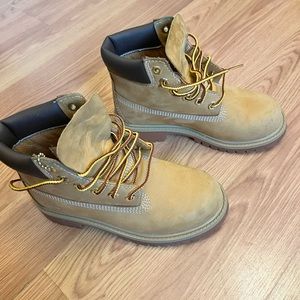 Kids Boots